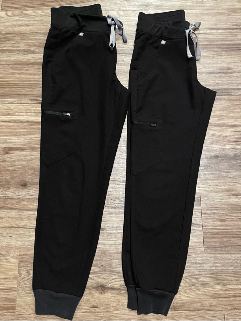 FIGS Zamora 2 PCs of different joggers black scrub pants sizes XXS/P & XS/P